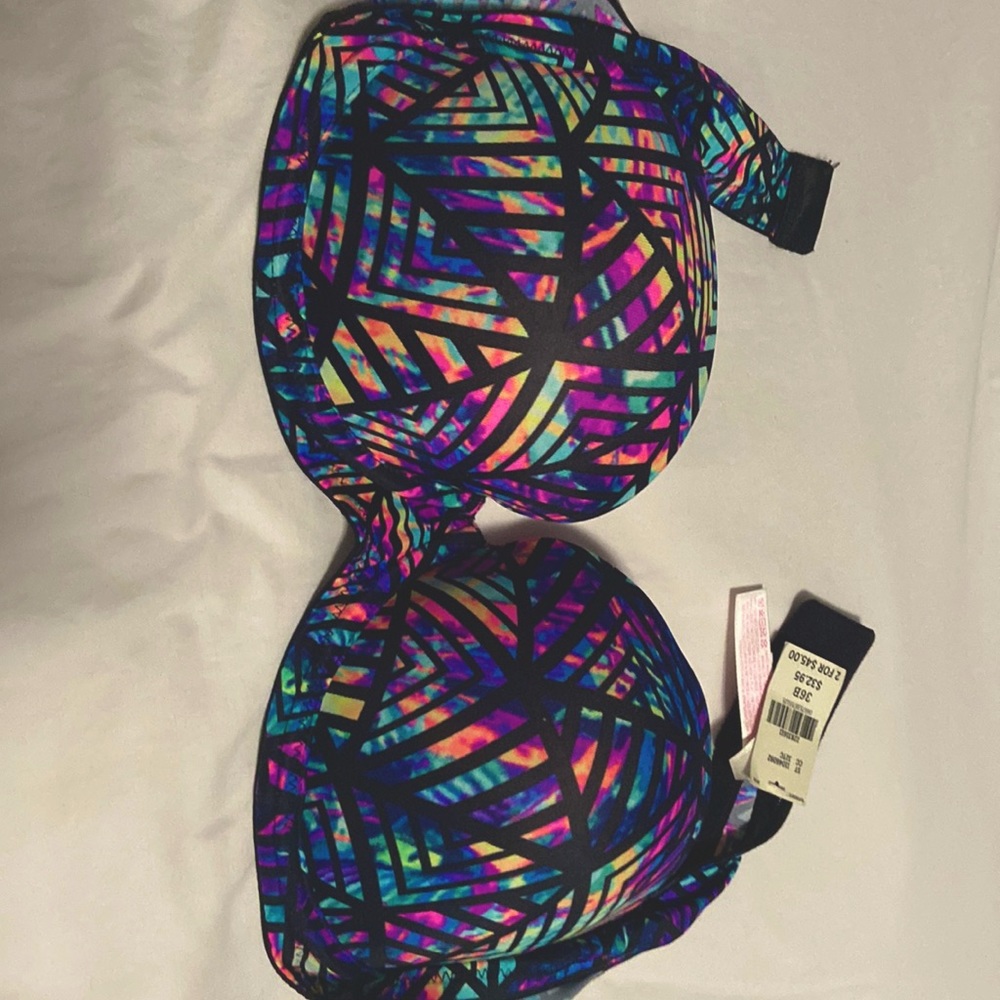 Pink brand strapless bra 36B